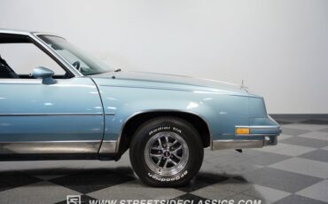 Oldsmobile-Cutlass-1986-Light-Blue-Metallic-Blue-37