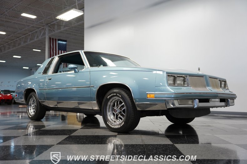 Oldsmobile-Cutlass-1986-Light-Blue-Metallic-Blue-38