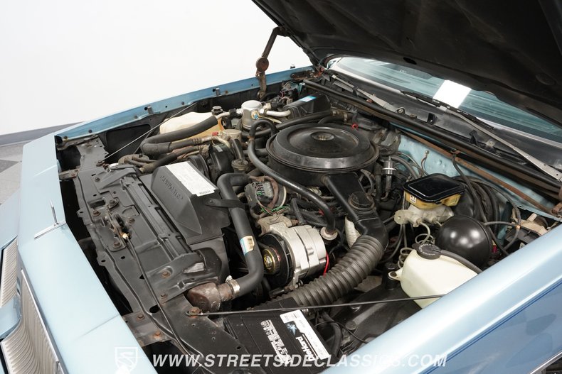 Oldsmobile-Cutlass-1986-Light-Blue-Metallic-Blue-40