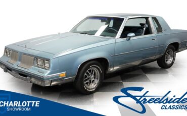 Oldsmobile-Cutlass-1986-Light-Blue-Metallic-Blue-46