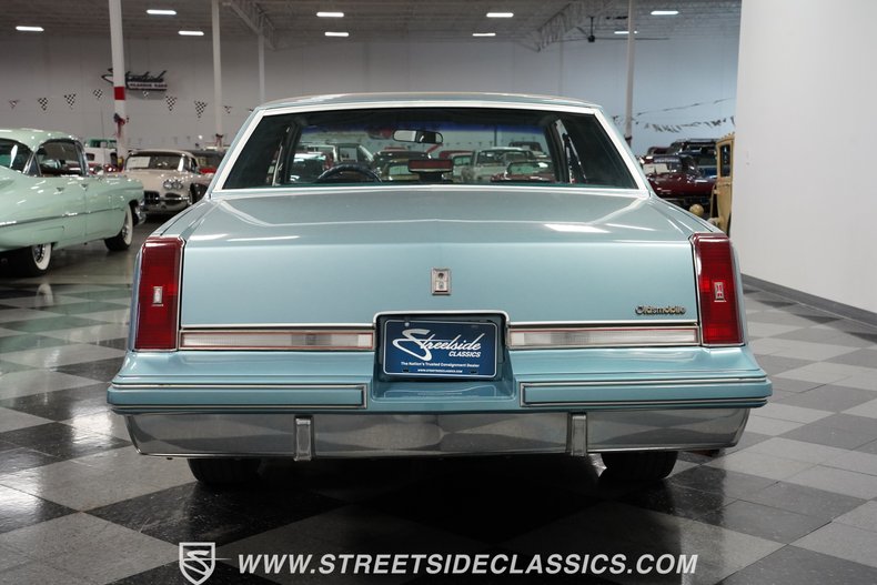 Oldsmobile-Cutlass-1986-Light-Blue-Metallic-Blue-49