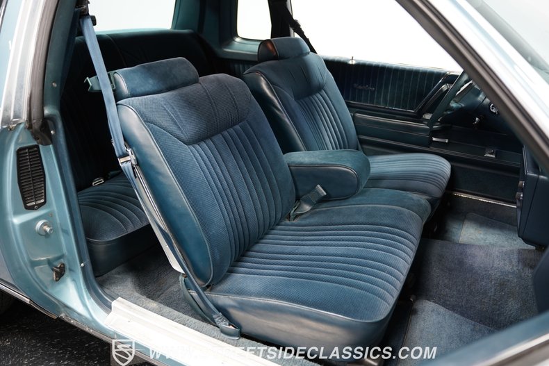 Oldsmobile-Cutlass-1986-Light-Blue-Metallic-Blue-9