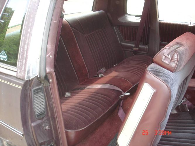 Oldsmobile-Cutlass-1986-Maroon-1