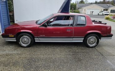 Oldsmobile-Cutlass-1988-Coupe-1