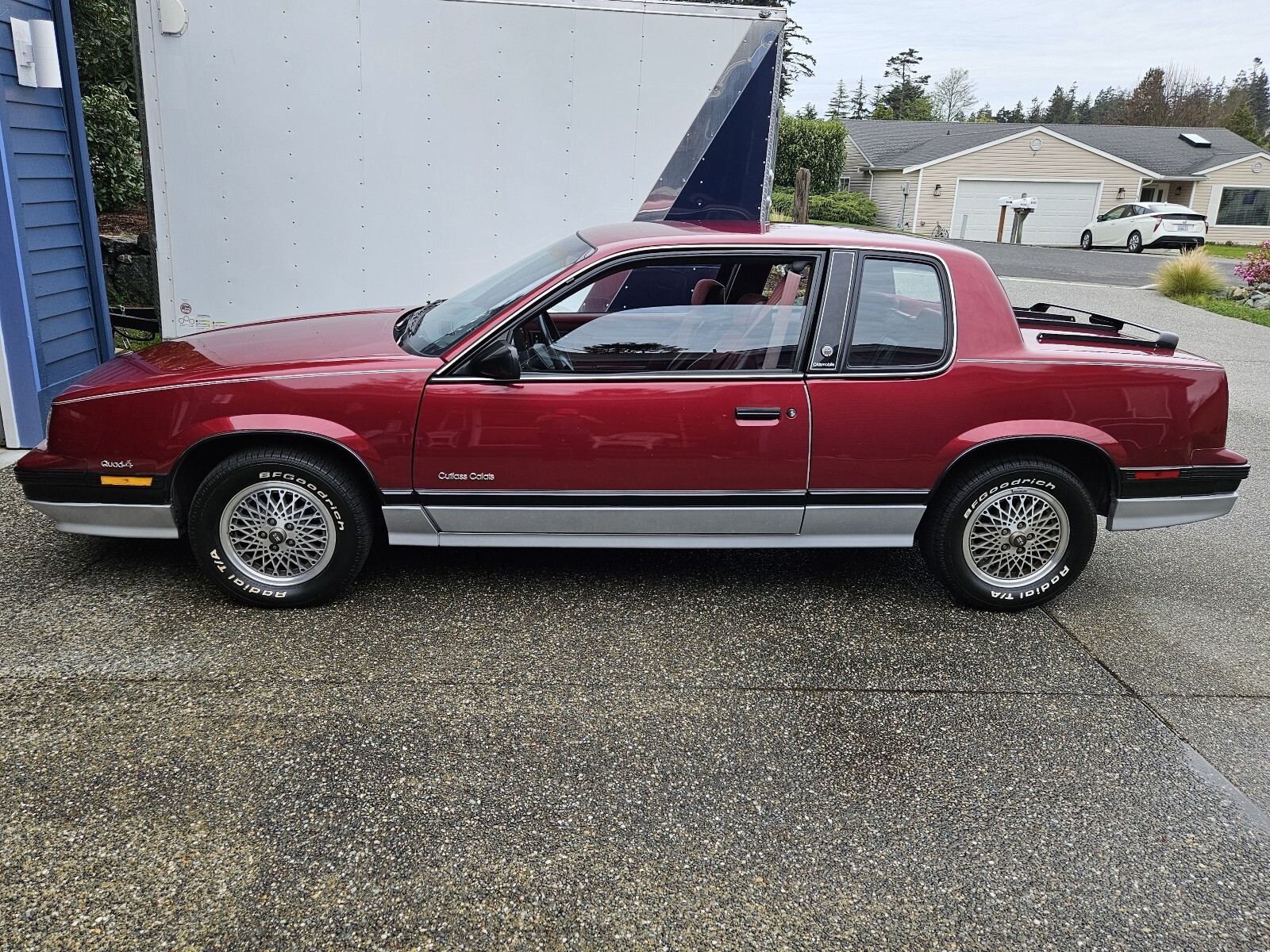 Oldsmobile-Cutlass-1988-Coupe-1
