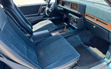 Oldsmobile-Cutlass-1988-Coupe-14