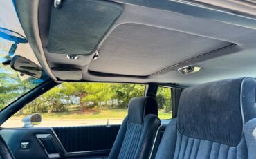 Oldsmobile-Cutlass-1988-Coupe-18