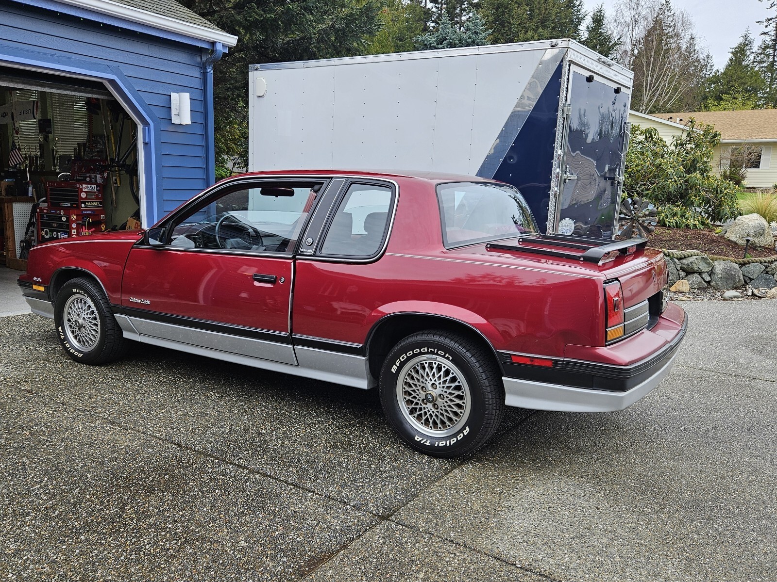 Oldsmobile-Cutlass-1988-Coupe-2