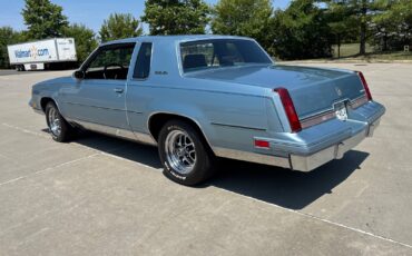 Oldsmobile-Cutlass-1988-Coupe-8