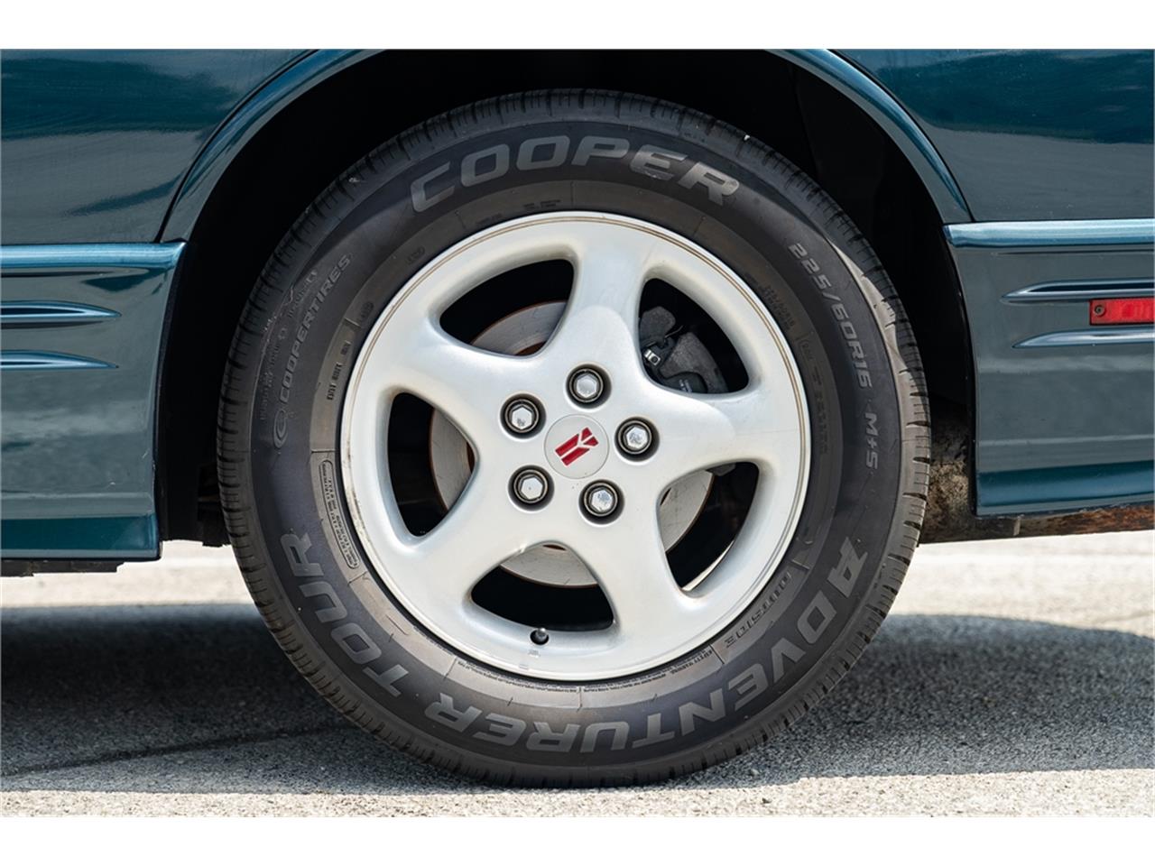 Oldsmobile-Cutlass-1995-Dark-Teal-Metallic-Graphite-12