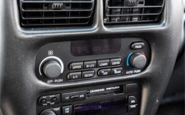 Oldsmobile-Cutlass-1995-Dark-Teal-Metallic-Graphite-14
