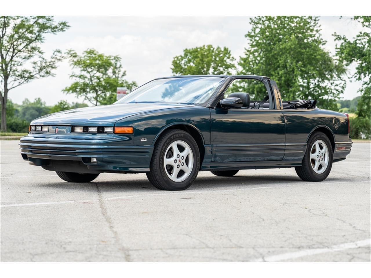 Oldsmobile-Cutlass-1995-Dark-Teal-Metallic-Graphite-2