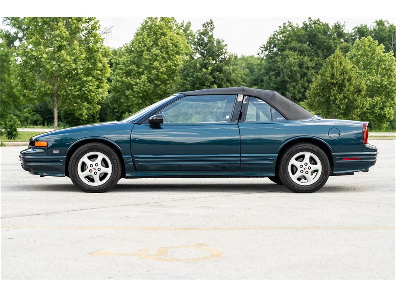 Oldsmobile-Cutlass-1995-Dark-Teal-Metallic-Graphite-25