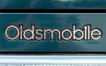 Oldsmobile-Cutlass-1995-Dark-Teal-Metallic-Graphite-29