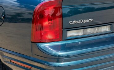 Oldsmobile-Cutlass-1995-Dark-Teal-Metallic-Graphite-49