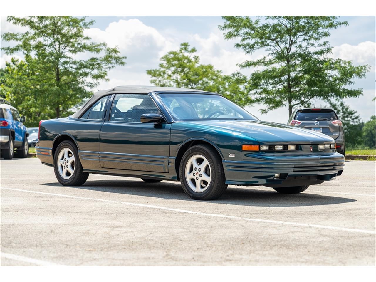 Oldsmobile-Cutlass-1995-Dark-Teal-Metallic-Graphite-5