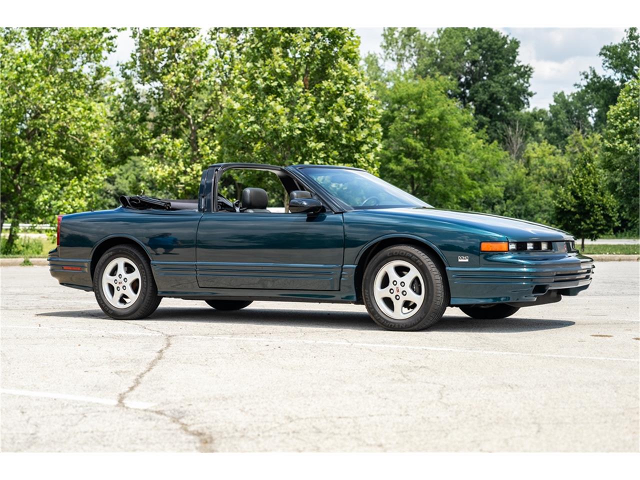 Oldsmobile-Cutlass-1995-Dark-Teal-Metallic-Graphite-6