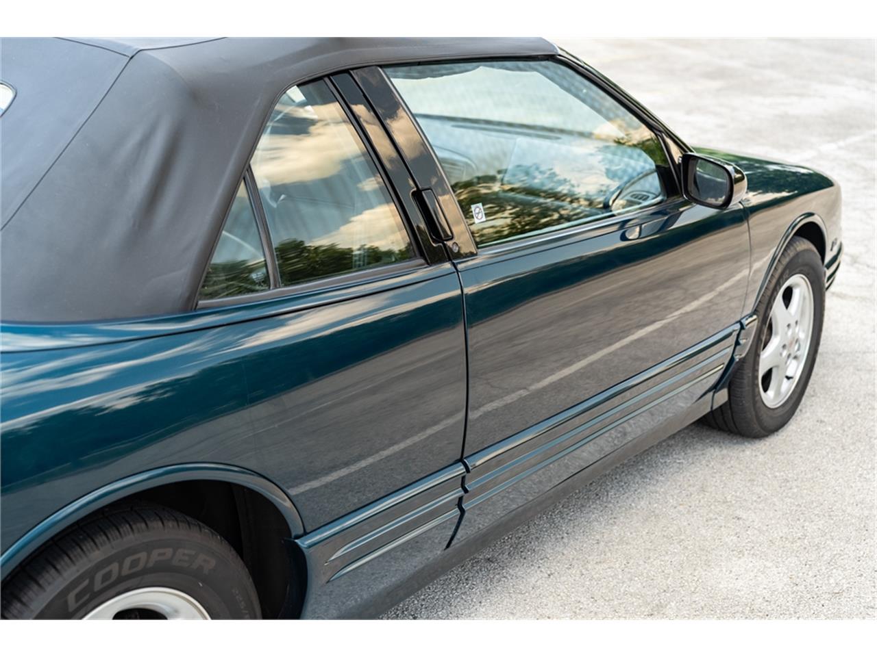 Oldsmobile-Cutlass-1995-Dark-Teal-Metallic-Graphite-7