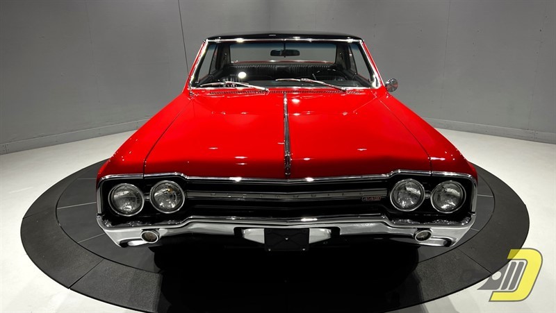 Oldsmobile-Cutlass-4-4-2-1965-Coupe-16