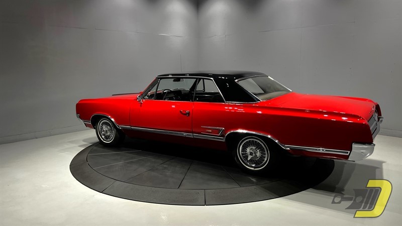 Oldsmobile-Cutlass-4-4-2-1965-Coupe-3