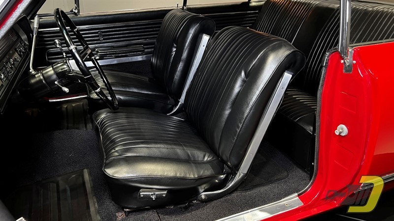 Oldsmobile-Cutlass-4-4-2-1965-Coupe-38