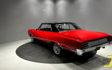 Oldsmobile-Cutlass-4-4-2-1965-Coupe-4