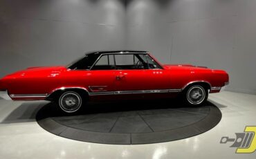 Oldsmobile-Cutlass-4-4-2-1965-Coupe-9