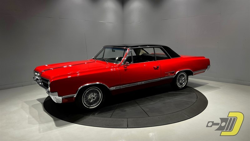 Oldsmobile-Cutlass-4-4-2-1965-Coupe