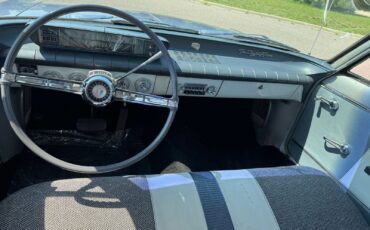 Oldsmobile-Cutlass-F85-1961-Sedan-10
