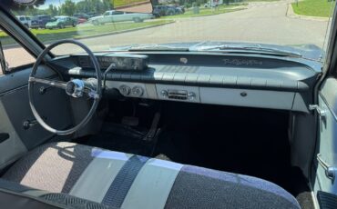 Oldsmobile-Cutlass-F85-1961-Sedan-12
