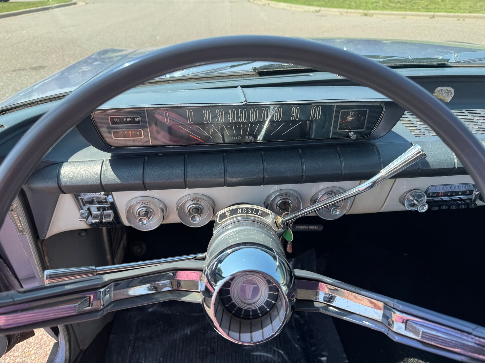 Oldsmobile-Cutlass-F85-1961-Sedan-13