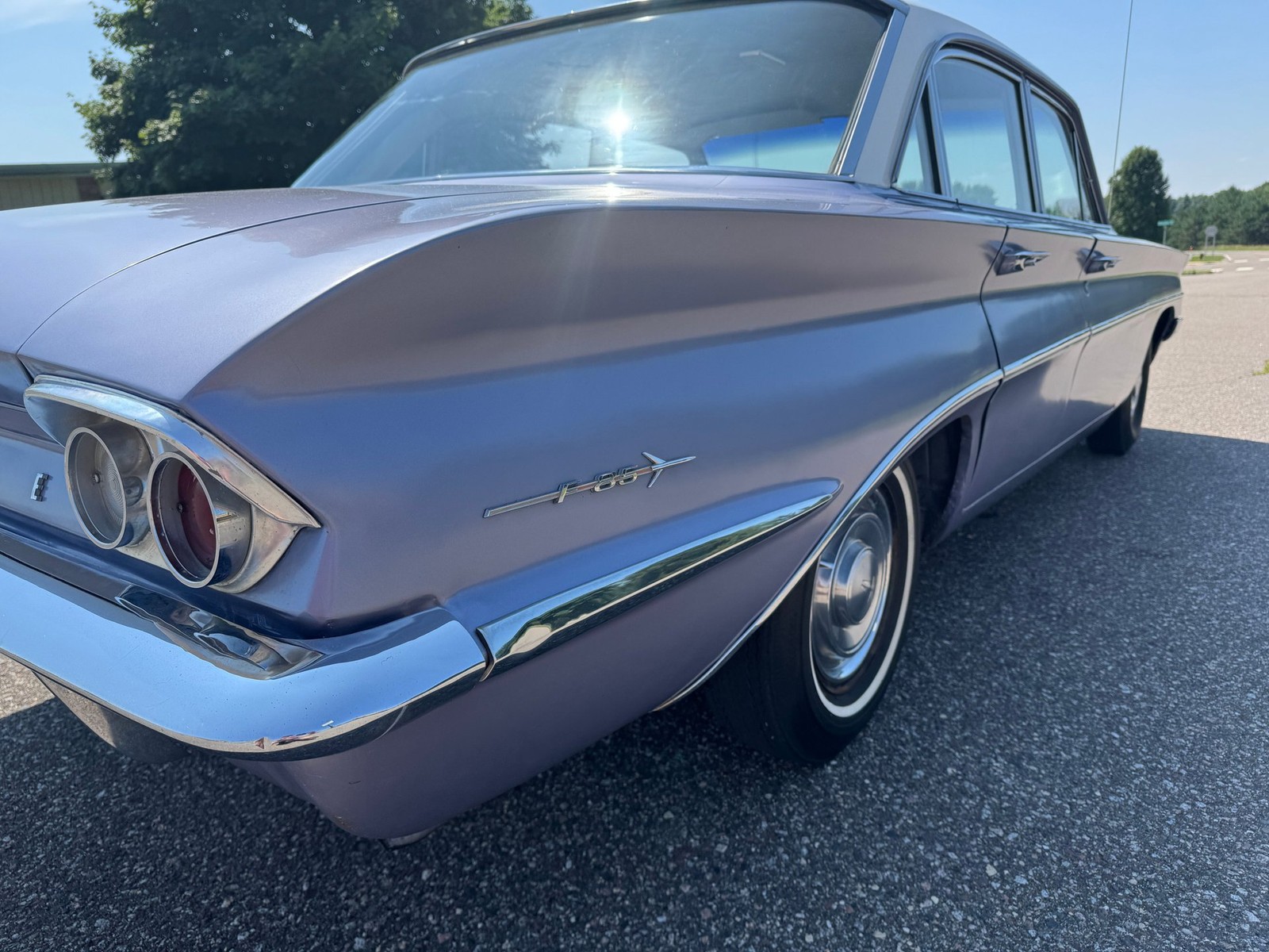 Oldsmobile-Cutlass-F85-1961-Sedan-26
