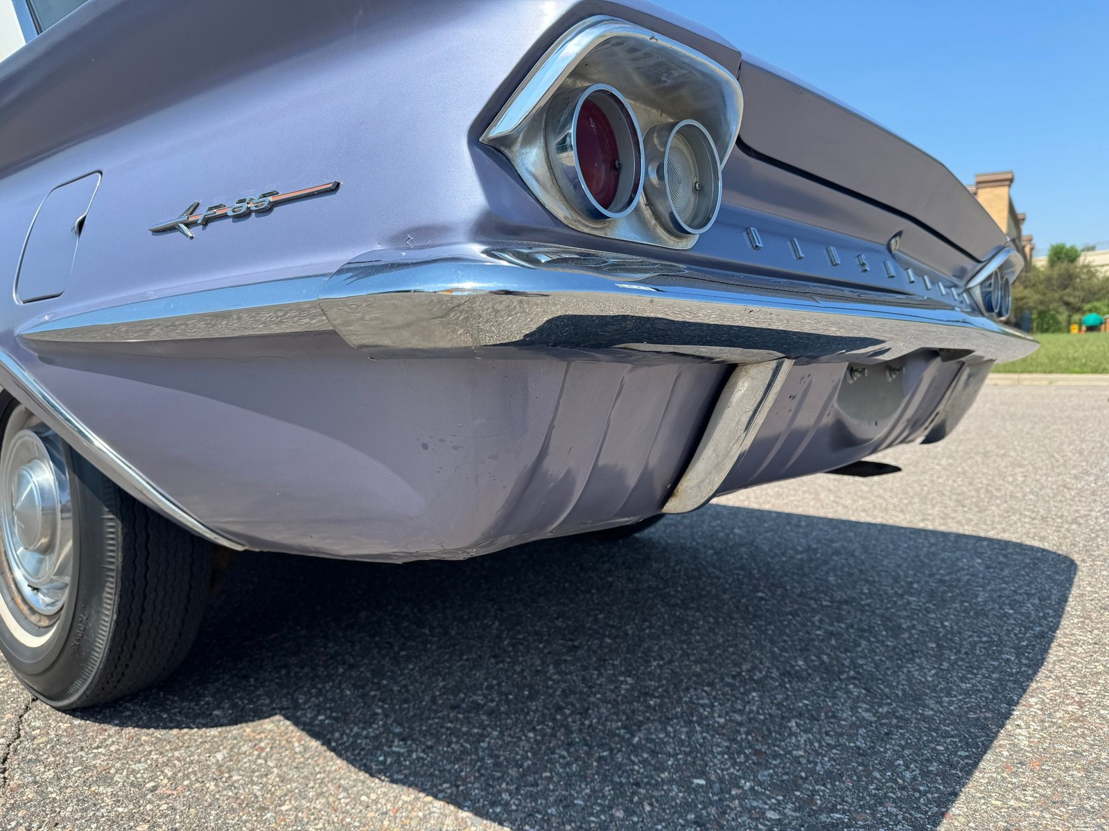 Oldsmobile-Cutlass-F85-1961-Sedan-28