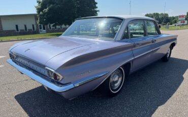 Oldsmobile-Cutlass-F85-1961-Sedan-3