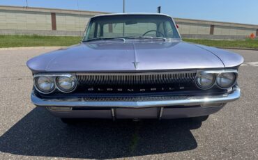 Oldsmobile-Cutlass-F85-1961-Sedan-8