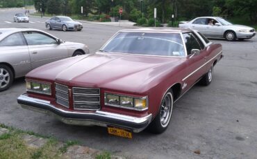 Oldsmobile-Cutlass-calais-1984-White-Red-11