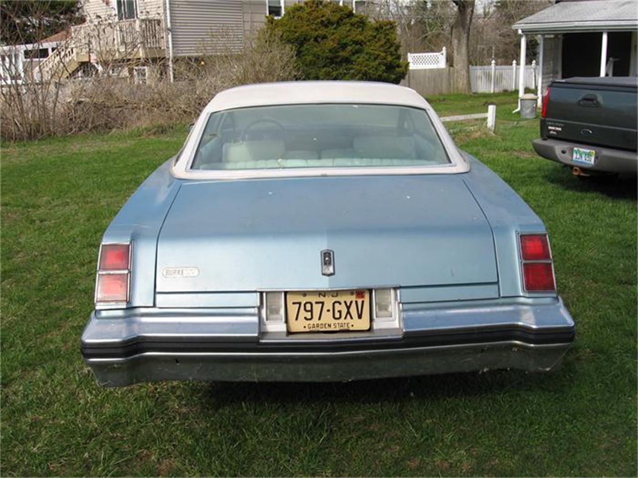 Oldsmobile-Cutlass-s-1977-Blue-White-White-3