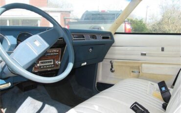Oldsmobile-Cutlass-s-1977-Blue-White-White-6