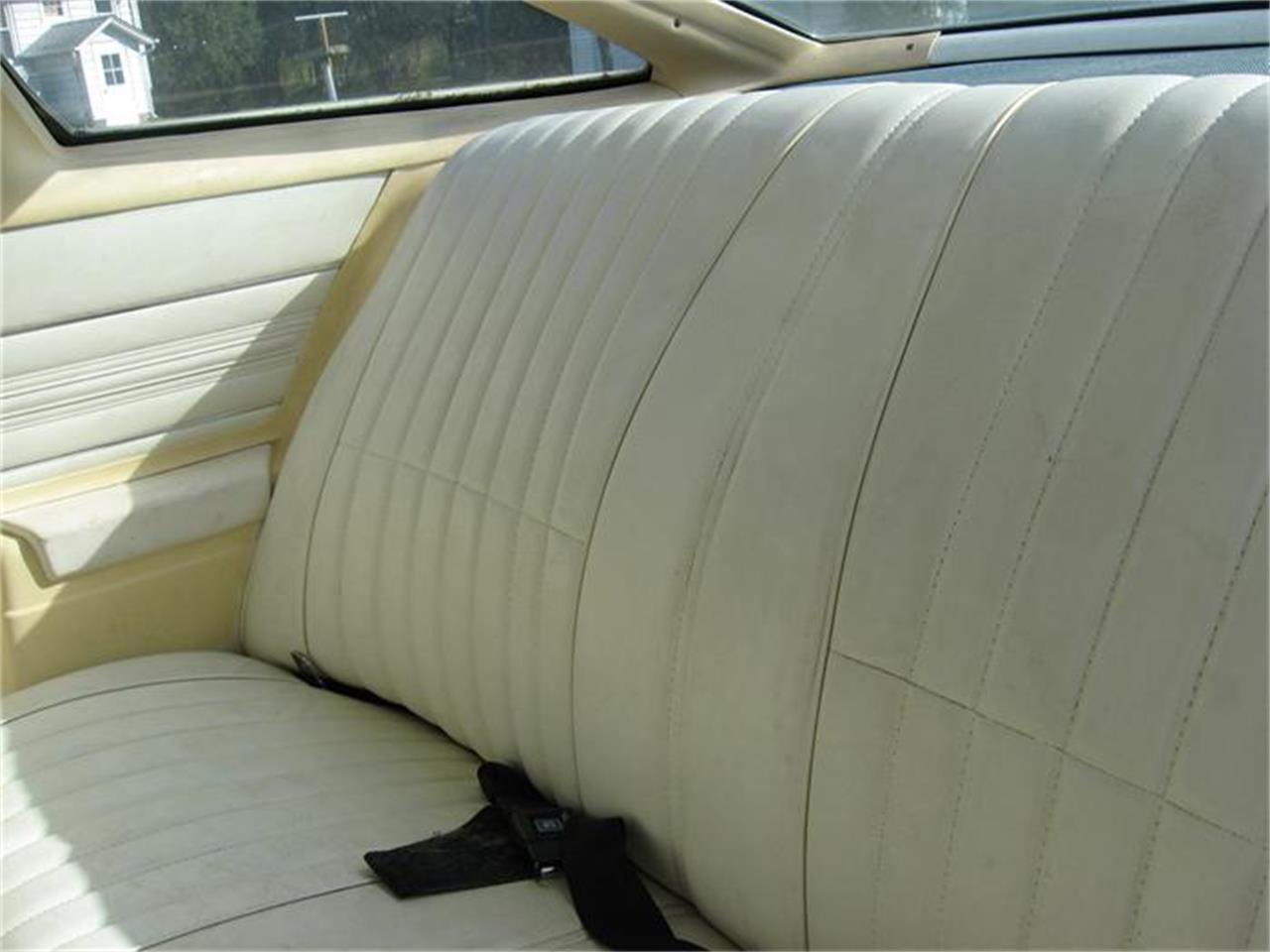 Oldsmobile-Cutlass-s-1977-Blue-White-White-7