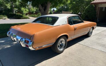 Oldsmobile-Cutlass-supreme-1971-custom-2