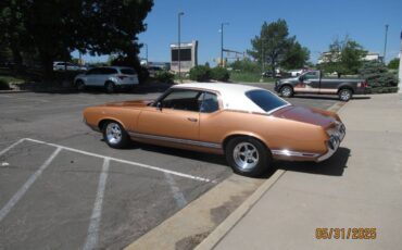 Oldsmobile-Cutlass-supreme-1971-custom-5