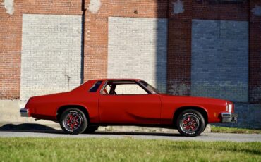 Oldsmobile-Cutlass-supreme-1974-Red-Red-amp-White-17