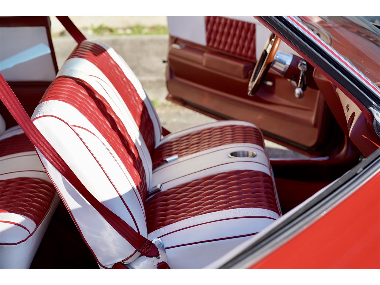 Oldsmobile-Cutlass-supreme-1974-Red-Red-amp-White-28