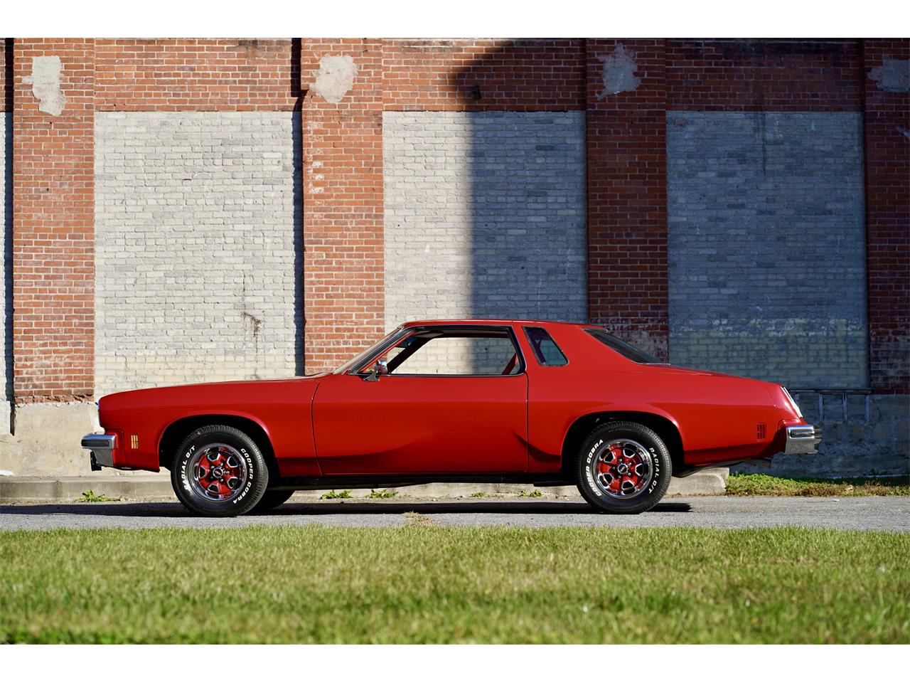 Oldsmobile-Cutlass-supreme-1974-Red-Red-amp-White-3