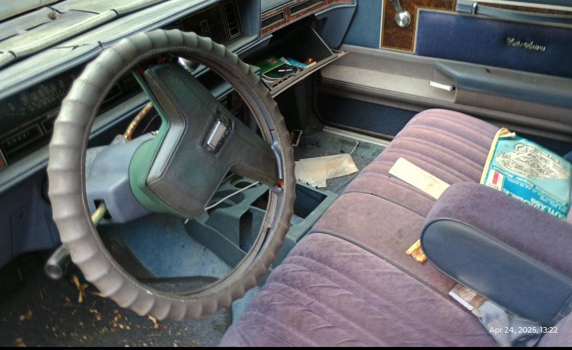 Oldsmobile-Cutlass-supreme-1984-blue-7