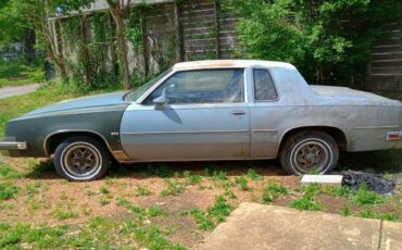 Oldsmobile-Cutlass-supreme-1984-blue