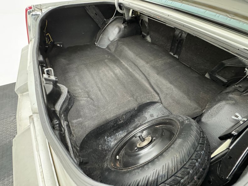 Oldsmobile-Cutlass-supreme-1985-Silver-Metallic-Gray-1