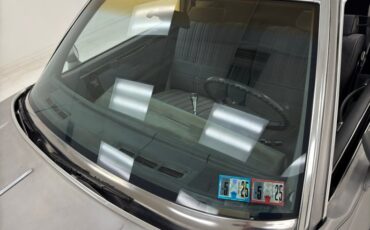 Oldsmobile-Cutlass-supreme-1985-Silver-Metallic-Gray-17