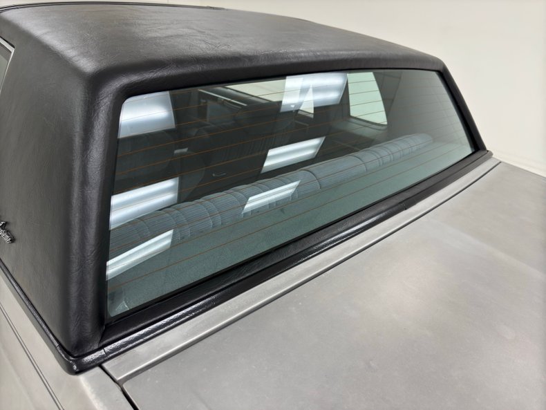 Oldsmobile-Cutlass-supreme-1985-Silver-Metallic-Gray-27