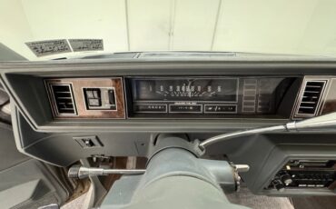 Oldsmobile-Cutlass-supreme-1985-Silver-Metallic-Gray-40